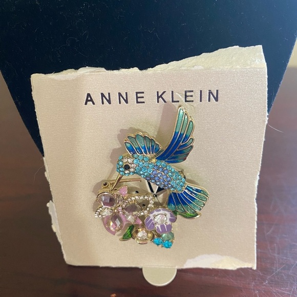 Anne Klein Colorful Hummingbird  and flower Brooch - Picture 1 of 5